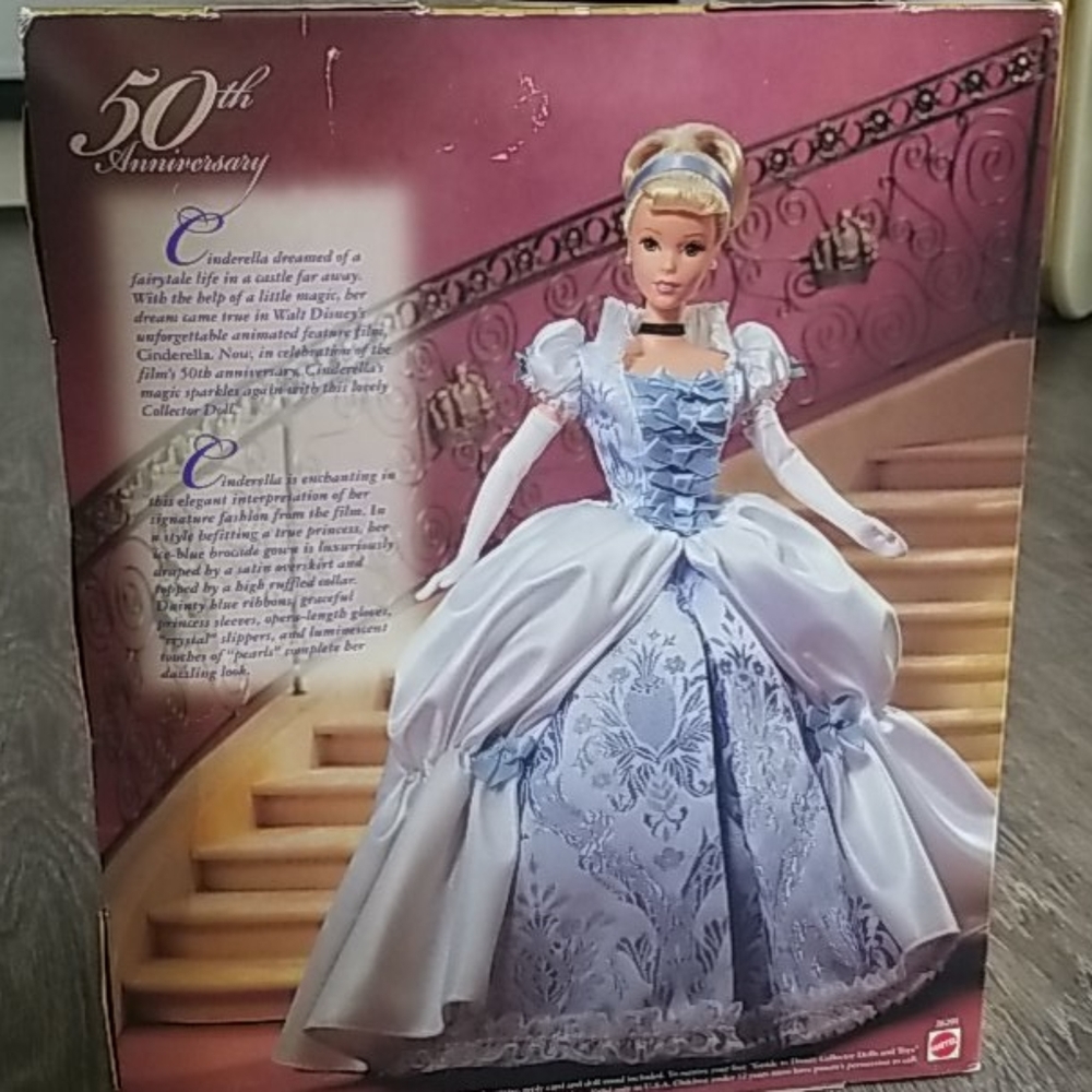 COPY - COPY  Walt Disney's Cinderella - Picture 4 of 9